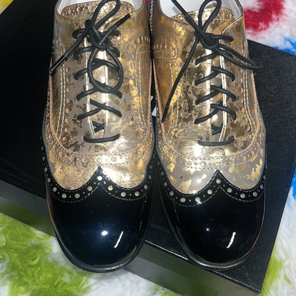 Chanel lace up gold and black shoes size 38 from the 2015 pre-spring collection - Picture 6 of 12